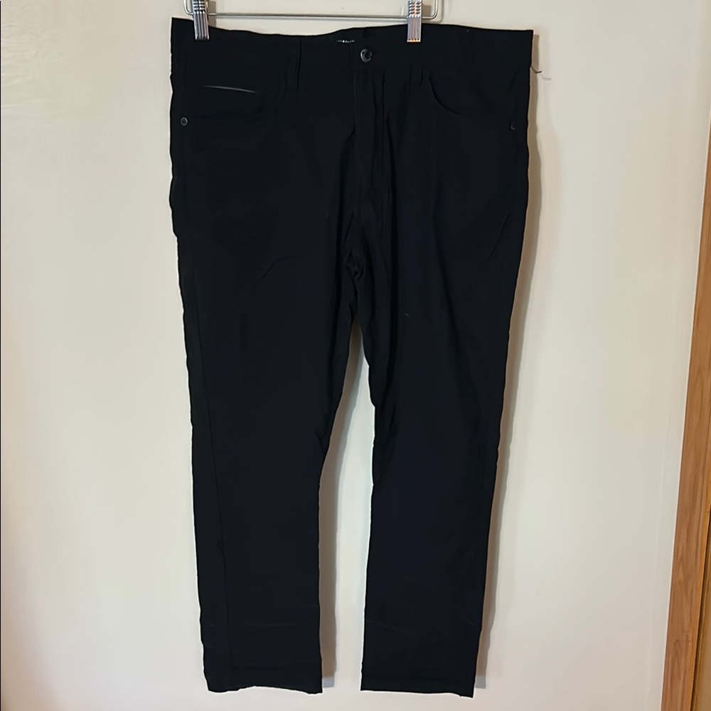 Kenneth Cole Midnight Black cargo  Pants size 34x30